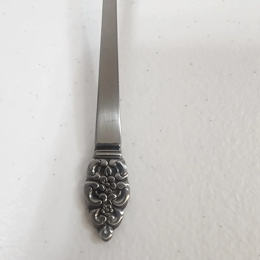 Oneida Nordic Crown Replacement Single Small Stainless Steel Teaspoon
